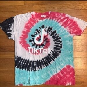 Men’s Tic Tok shirt